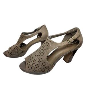 Clarks Jenness Energy Ankle‎ Strap Brown Sandals Women's Size 9.5